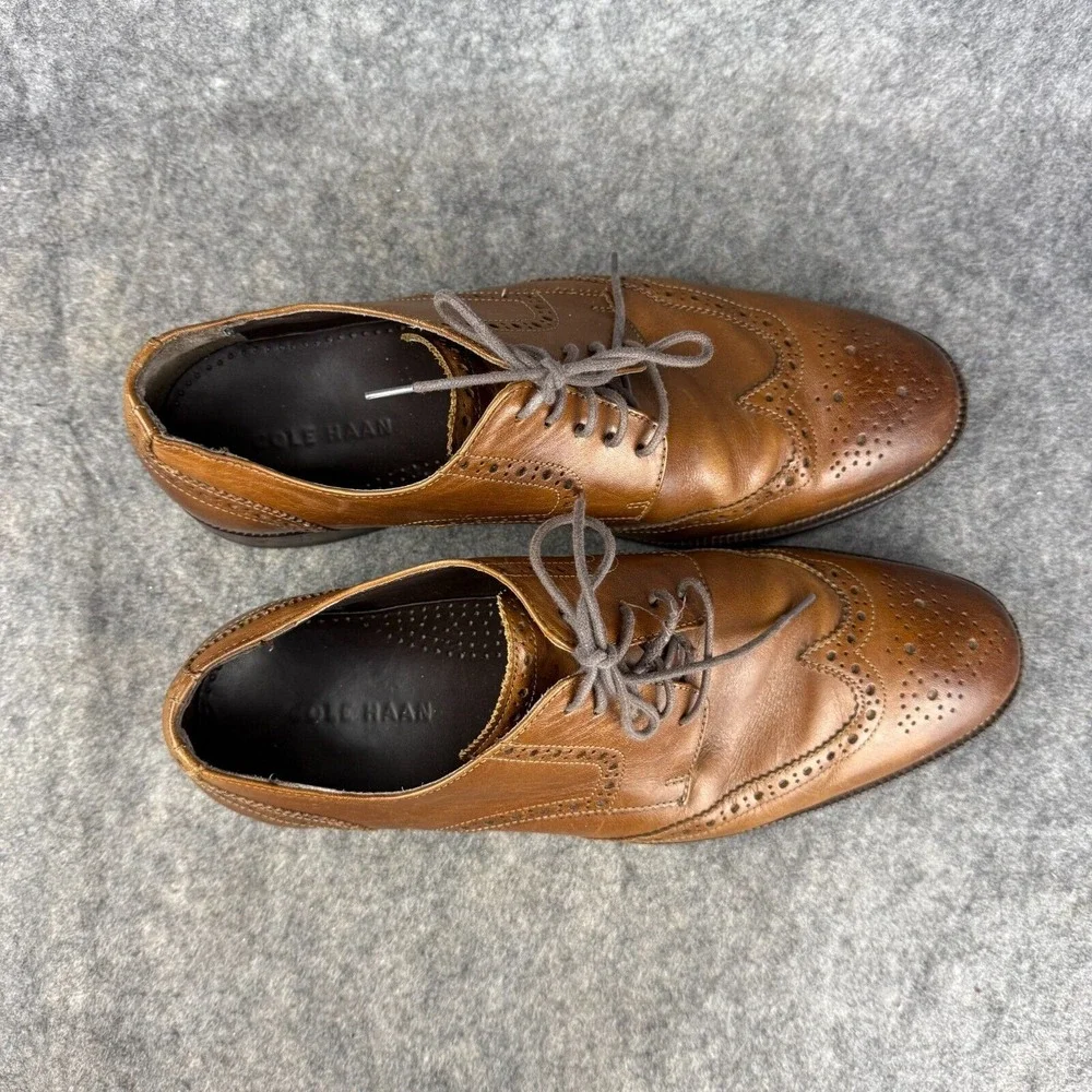 COLE‎ HAAN Size 9.5 BENTON Brown Wingtip Oxford Dress Shoes